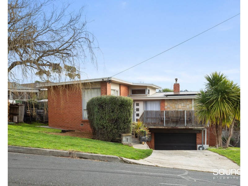 1 Sandown Road, Norwood TAS 7250