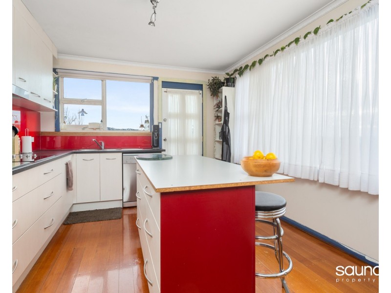 1 Sandown Road, Norwood TAS 7250