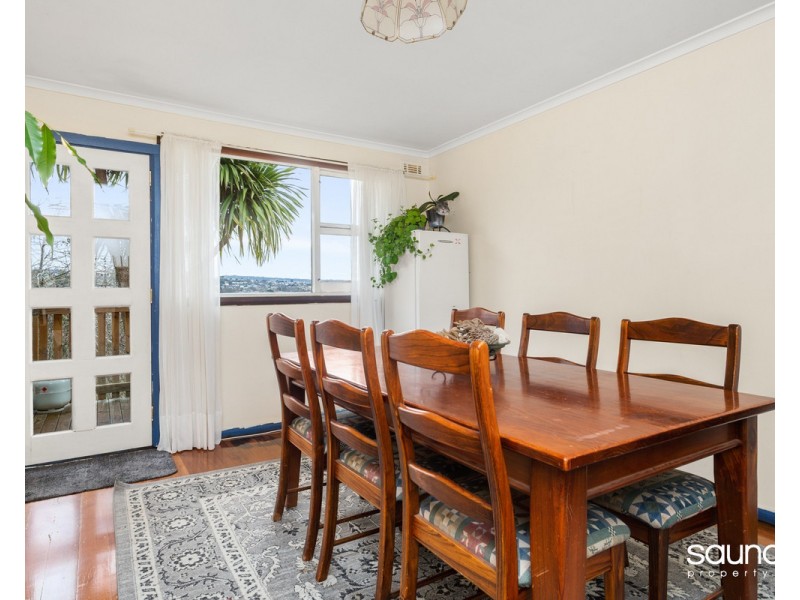 1 Sandown Road, Norwood TAS 7250