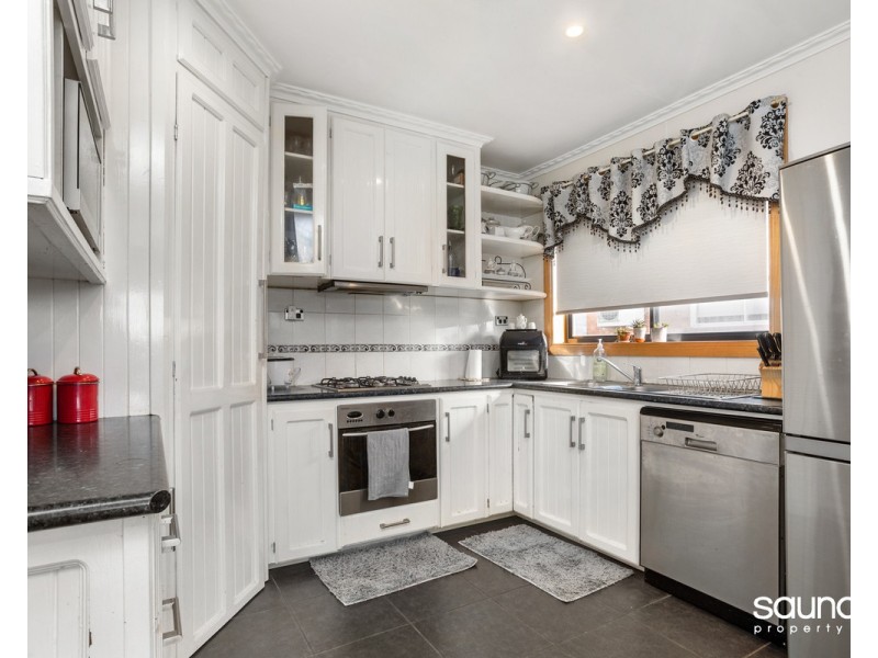 6 Harrow Street, Youngtown TAS 7249