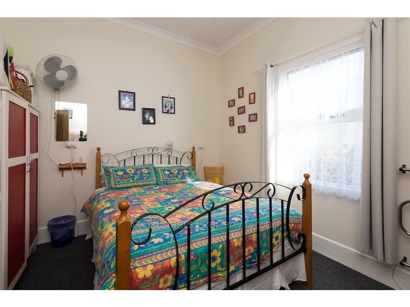 8 Dooley Street, Penguin TAS 7316
