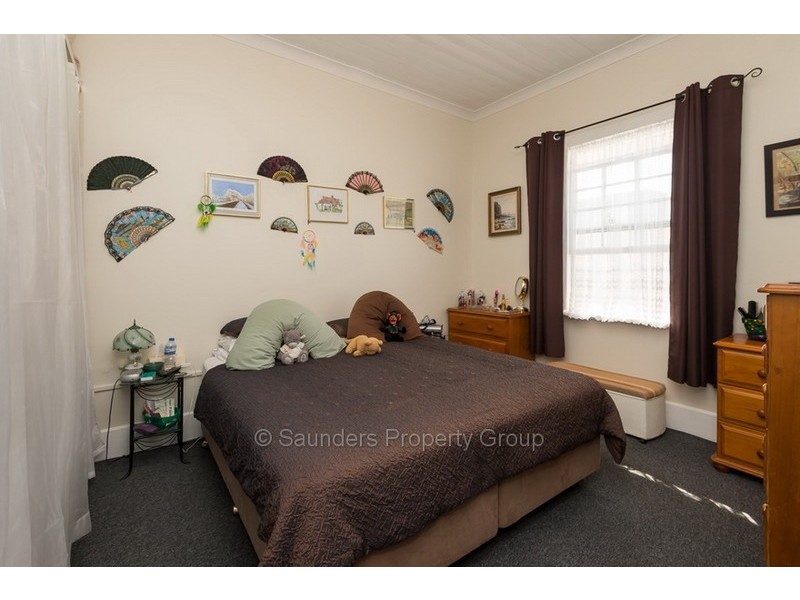 8 Dooley Street, Penguin TAS 7316