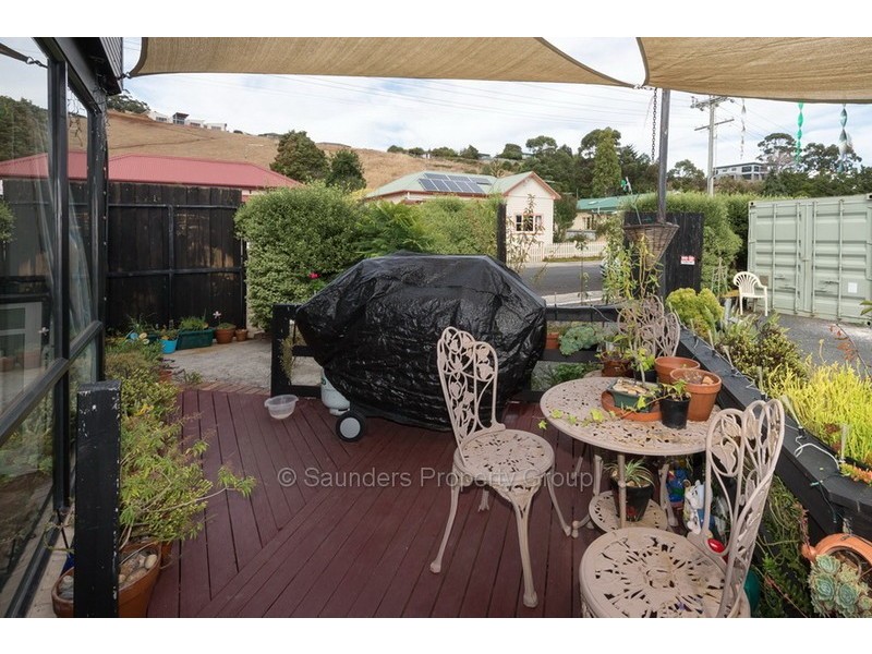 8 Dooley Street, Penguin TAS 7316