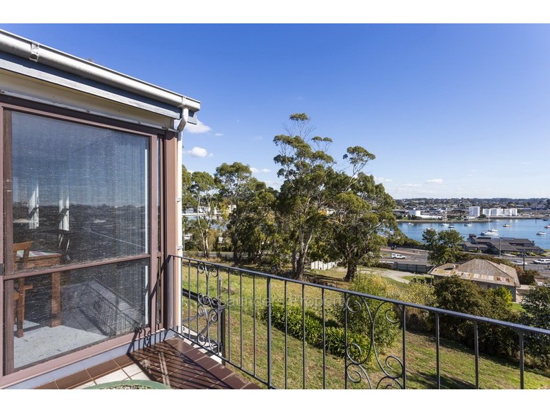 6 Marine Street, East Devonport TAS 7310