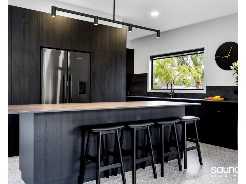 5 Bushland Grove, Kings Meadows TAS 7249