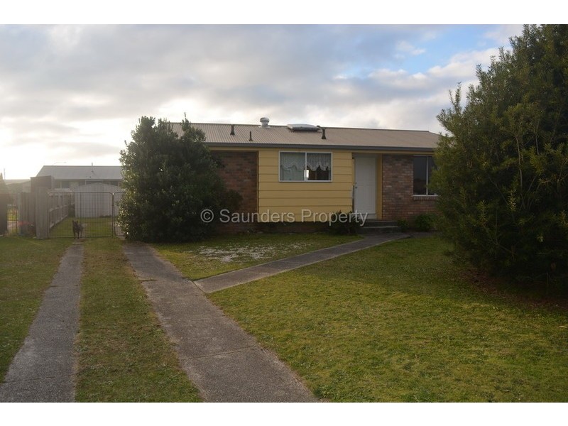 11 Pandanus Court, Wynyard TAS 7325