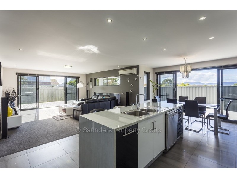 9 Haven Drive, Shearwater TAS 7307