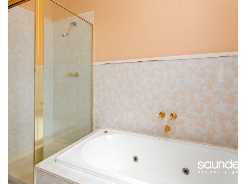 60 George Town Road, Newnham TAS 7248
