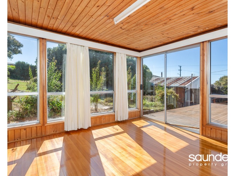 60 George Town Road, Newnham TAS 7248