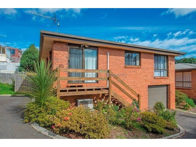 2/6 West Street, Upper Burnie TAS 7320