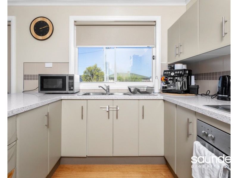 2/69 Mayfield Street, Mayfield TAS 7248