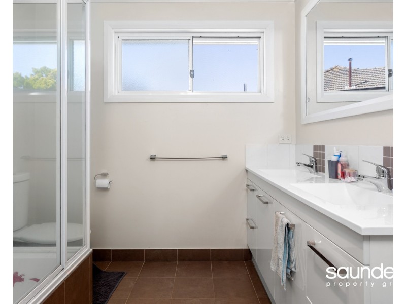 2/69 Mayfield Street, Mayfield TAS 7248