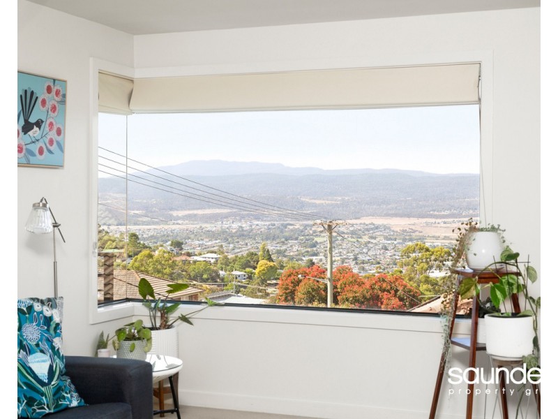 81 New World Avenue, Trevallyn TAS 7250
