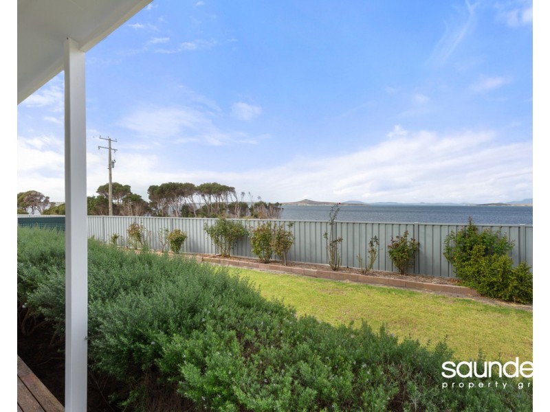 1229 Coast Road, Lady Barron TAS 7255