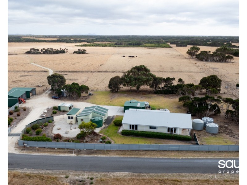 1229 Coast Road, Lady Barron TAS 7255