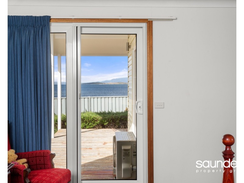 1229 Coast Road, Lady Barron TAS 7255