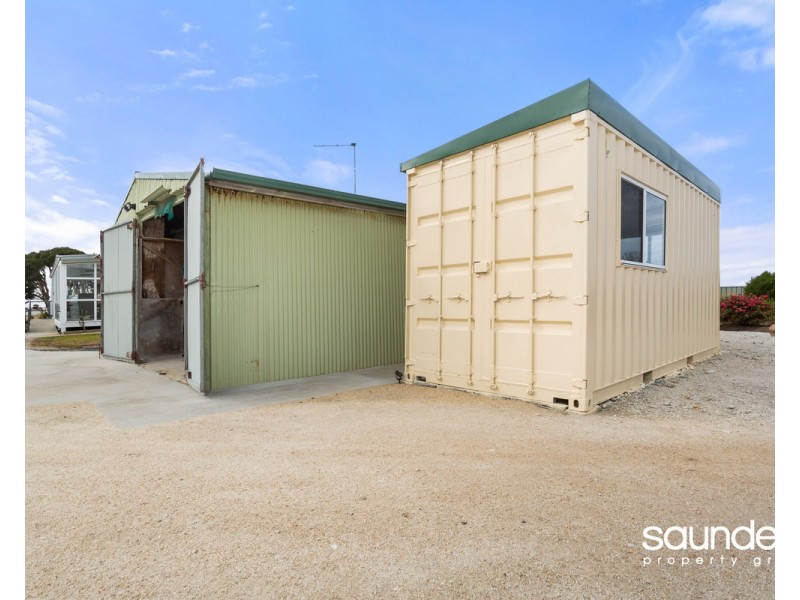 1229 Coast Road, Lady Barron TAS 7255