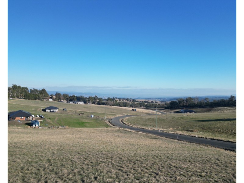 35 Towers Drive, St Leonards TAS 7250