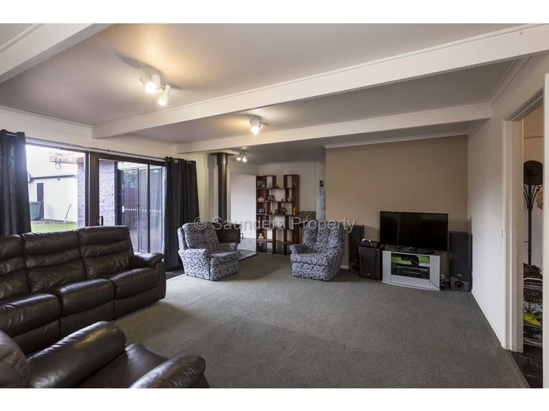 8 Camelia Place, Devonport TAS 7310