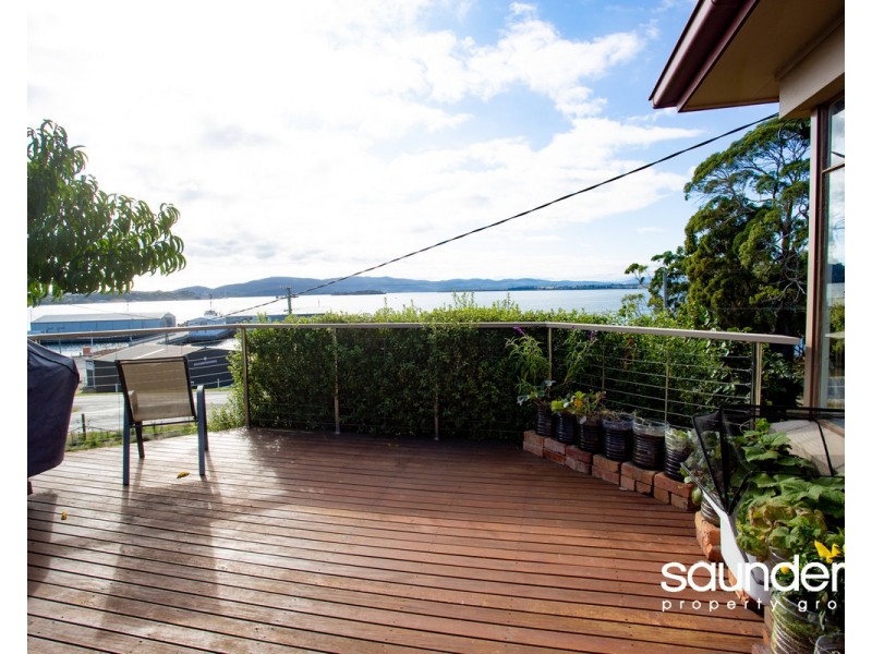 183 Flinders Street, Beauty Point TAS 7270