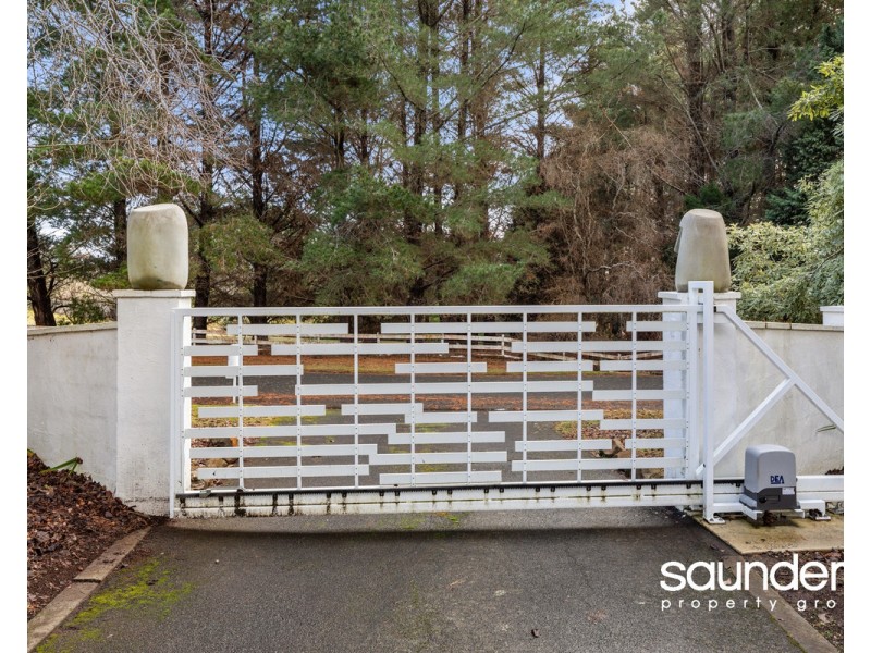 1 Mountain View Crescent, Grindelwald TAS 7277