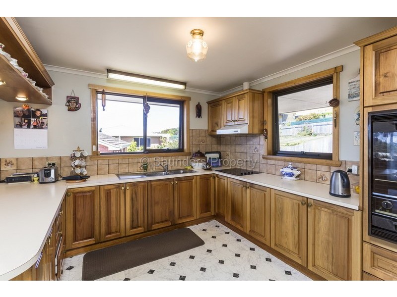 58 Sunbeam Crescent, East Devonport TAS 7310