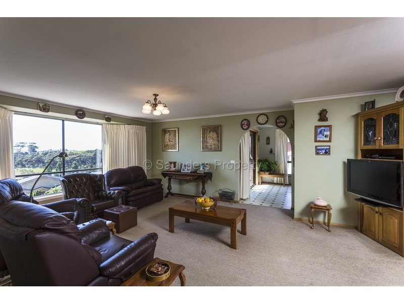 58 Sunbeam Crescent, East Devonport TAS 7310