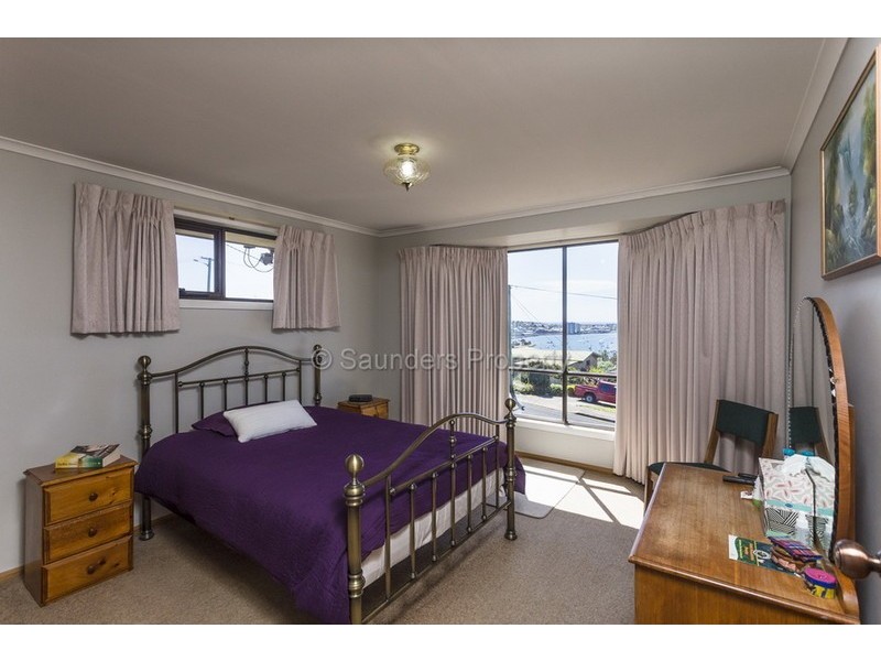 58 Sunbeam Crescent, East Devonport TAS 7310