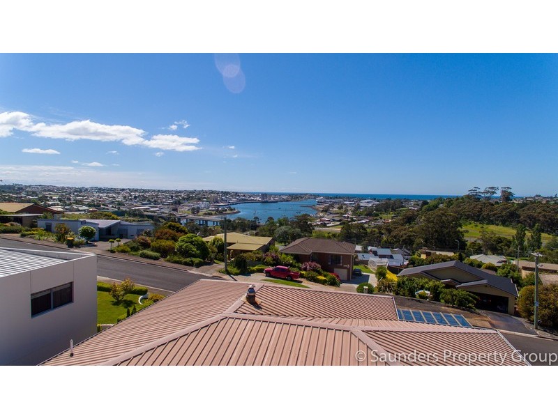 58 Sunbeam Crescent, East Devonport TAS 7310