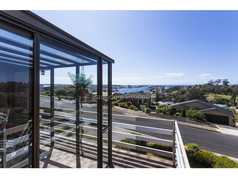 58 Sunbeam Crescent, East Devonport TAS 7310