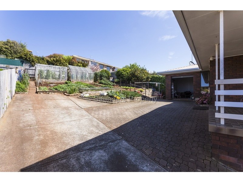 58 Sunbeam Crescent, East Devonport TAS 7310