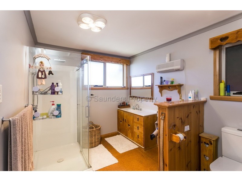 1 Niela Crescent, Miandetta TAS 7310