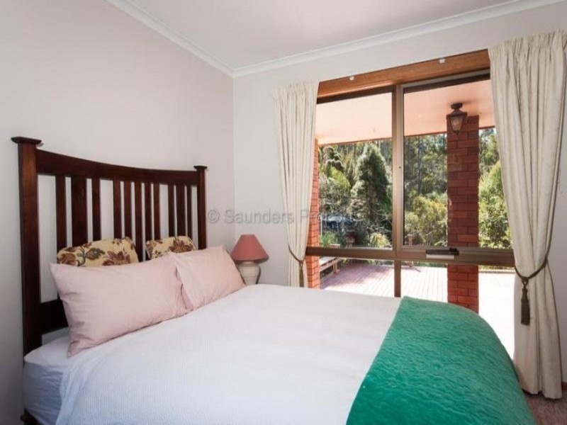 8 Wrenswood Drive, Quoiba TAS 7310