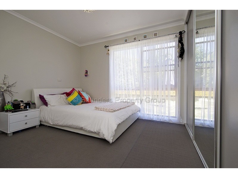 16 Lawrence Drive, Devonport TAS 7310
