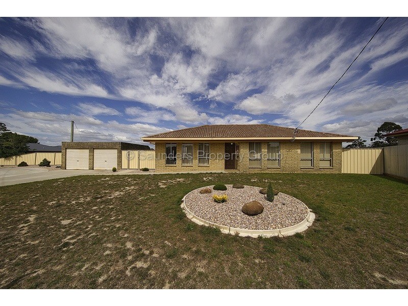 21 Greenway Avenue, Devonport TAS 7310