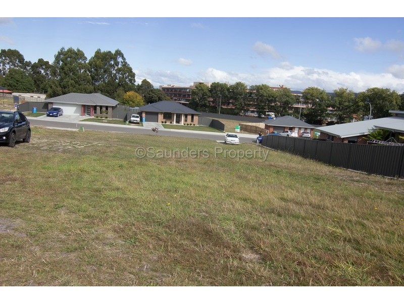 6 Spring Grove, Latrobe TAS 7307