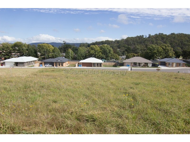 18 Spring Grove, Latrobe TAS 7307