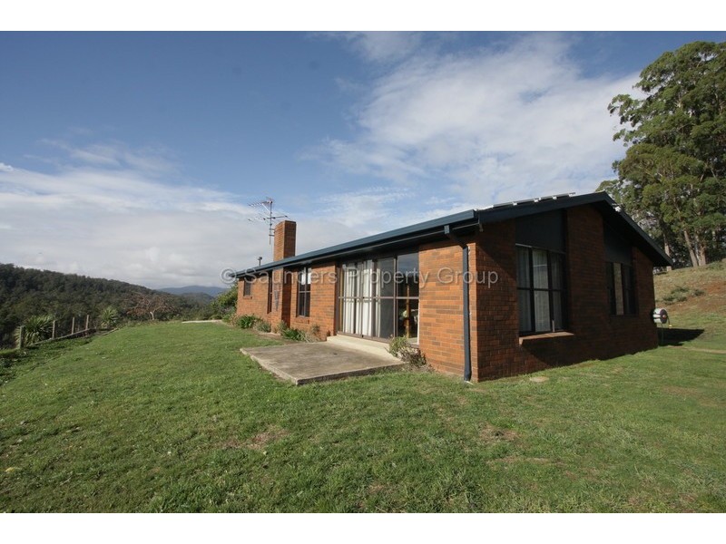 214 Leonards Road, Montana TAS 7304