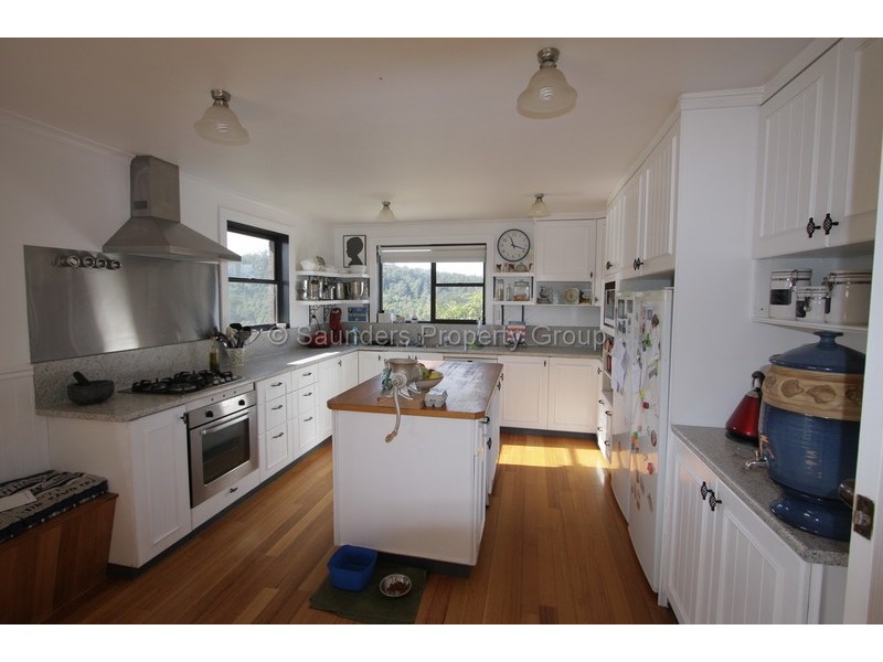 214 Leonards Road, Montana TAS 7304