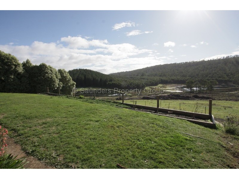 214 Leonards Road, Montana TAS 7304