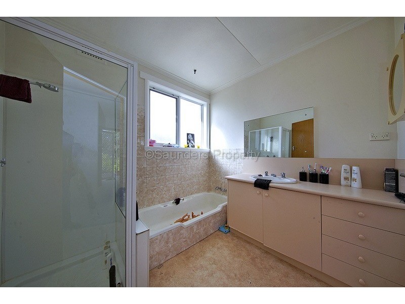 8 Latrobe Road, Railton TAS 7305