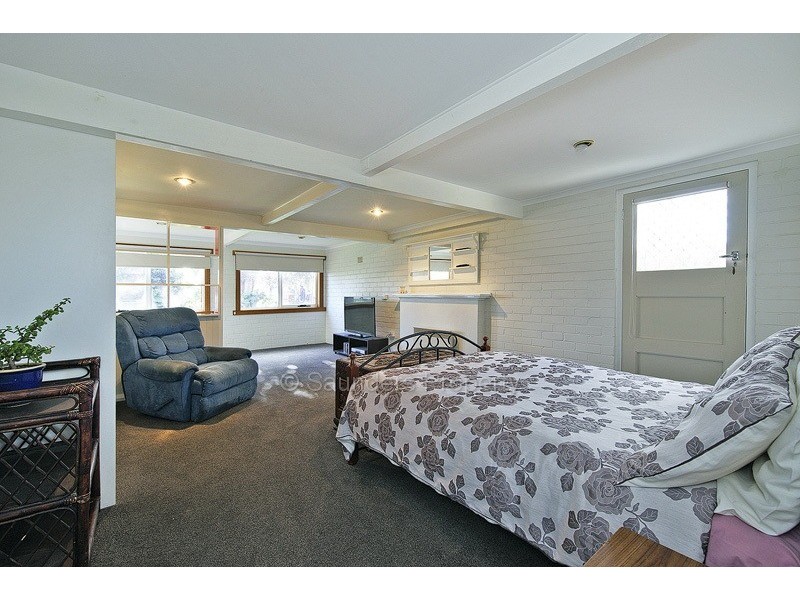 8 Tucker Street, Ulverstone TAS 7315