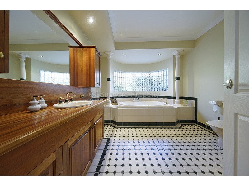 14 Olive Court, Miandetta TAS 7310