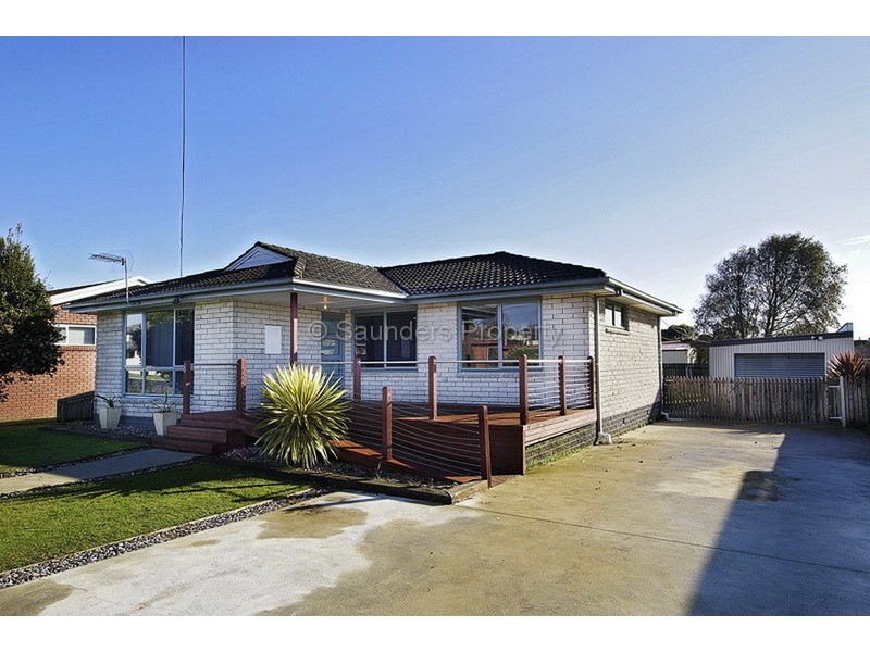6 Valley Road, Devonport TAS 7310