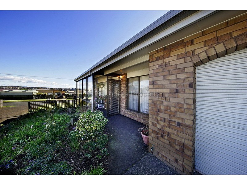 1/105 Mary Street, East Devonport TAS 7310