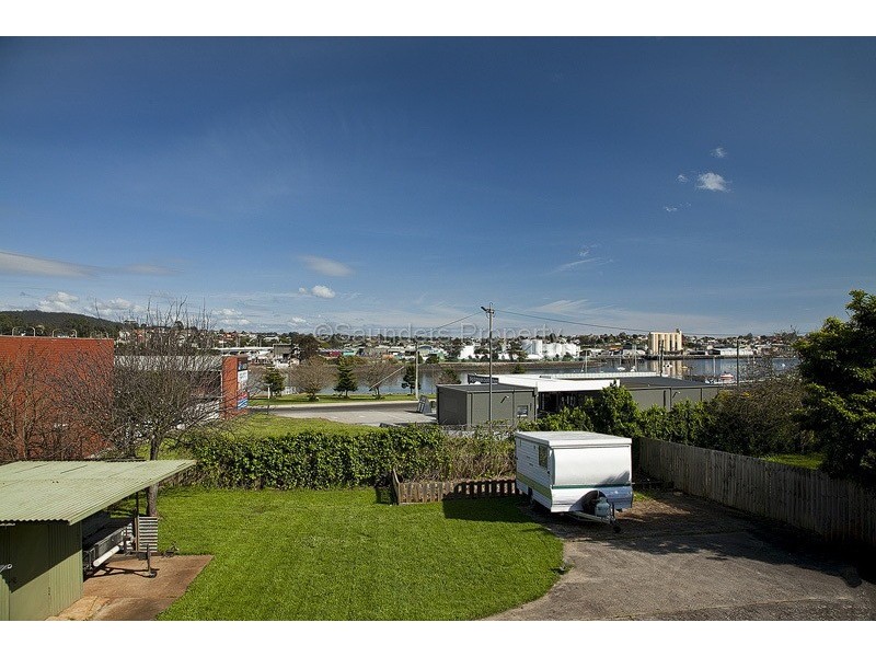 21 Riverview Avenue, East Devonport TAS 7310