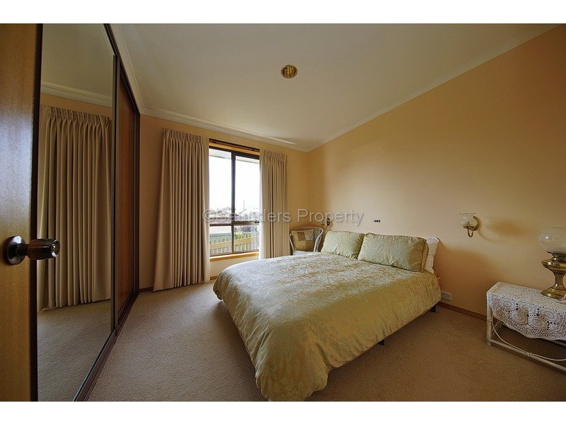 6 Longview Crescent, Devonport TAS 7310