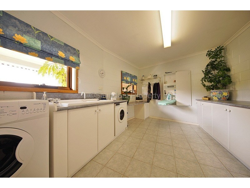 6 Longview Crescent, Devonport TAS 7310