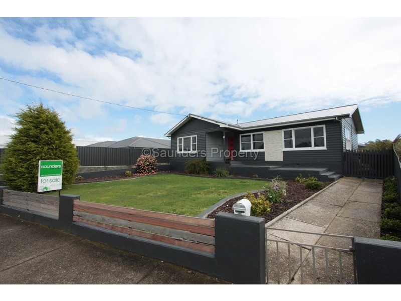 6 Middle Road, Devonport TAS 7310