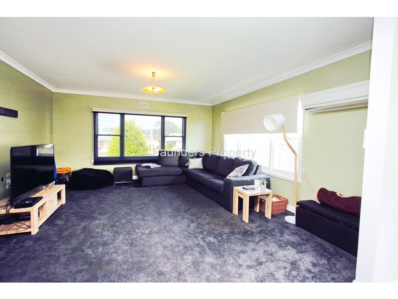 6 Middle Road, Devonport TAS 7310